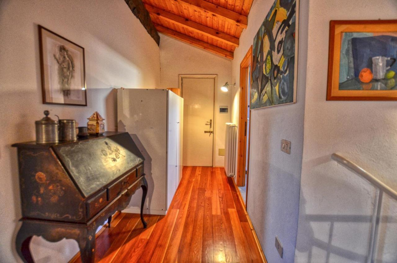 Acqua Vista Medieval Lake View Apartment 산 시로 외부 사진