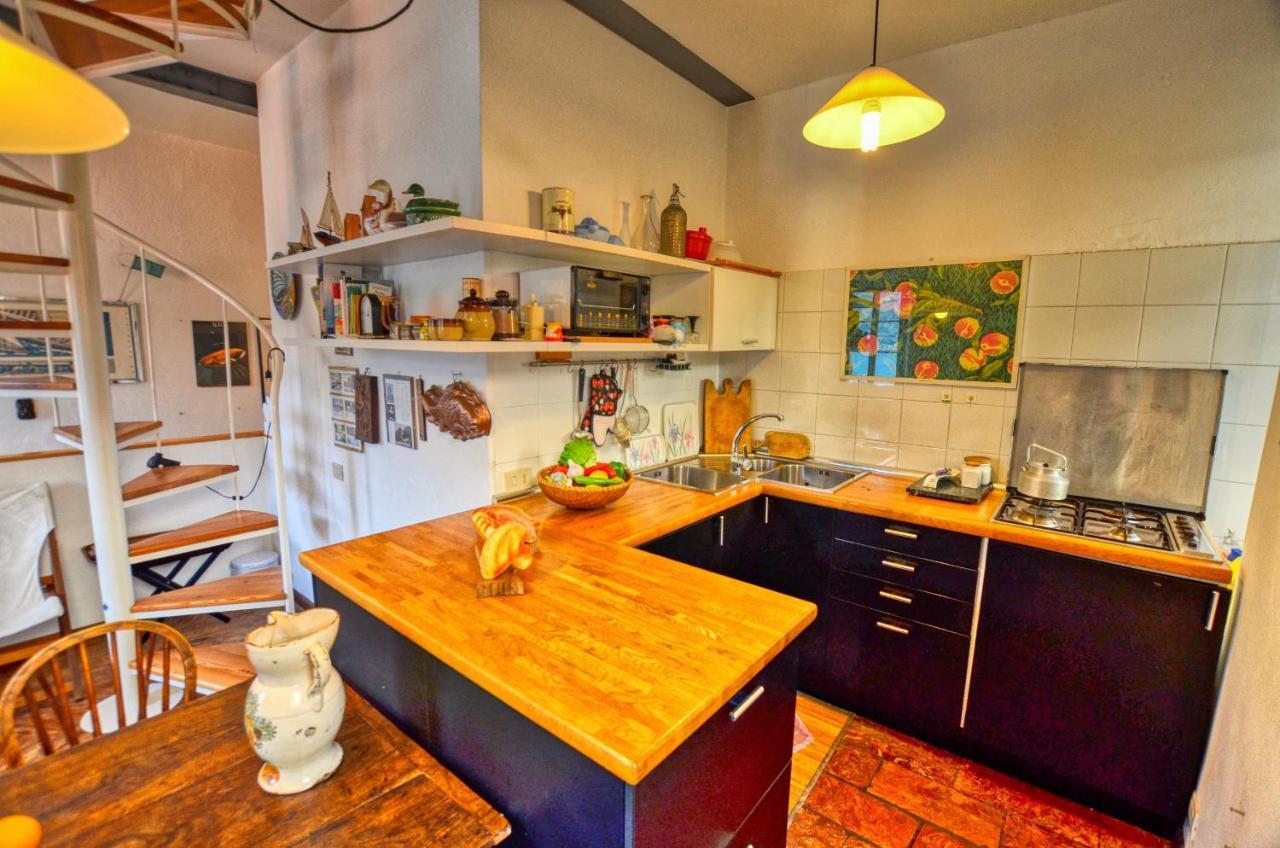 Acqua Vista Medieval Lake View Apartment 산 시로 외부 사진